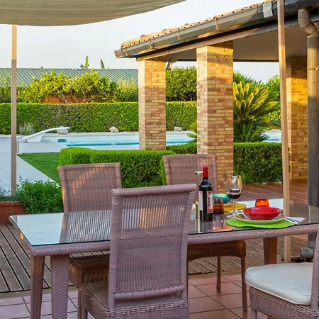 Villa Sambucia - Sicilian Charm, Entirely Private