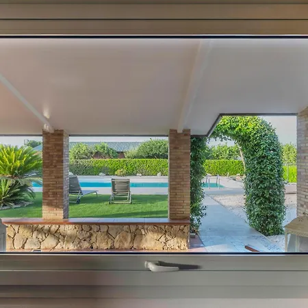 Villa Sambucia - Sicilian Charm, Entirely Private
